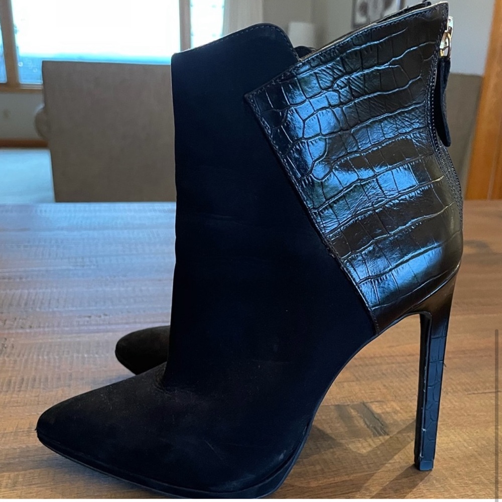 Steven- Steve Madden stiletto high heeled booties.